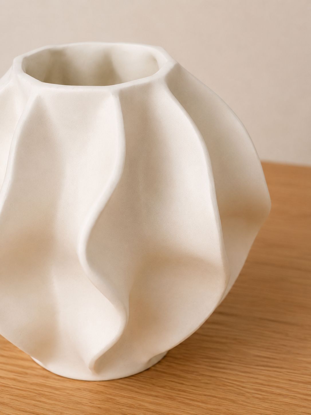 Modern Sculptural Vase | Minimalist Home Decor | 3D Printed Flower Vase